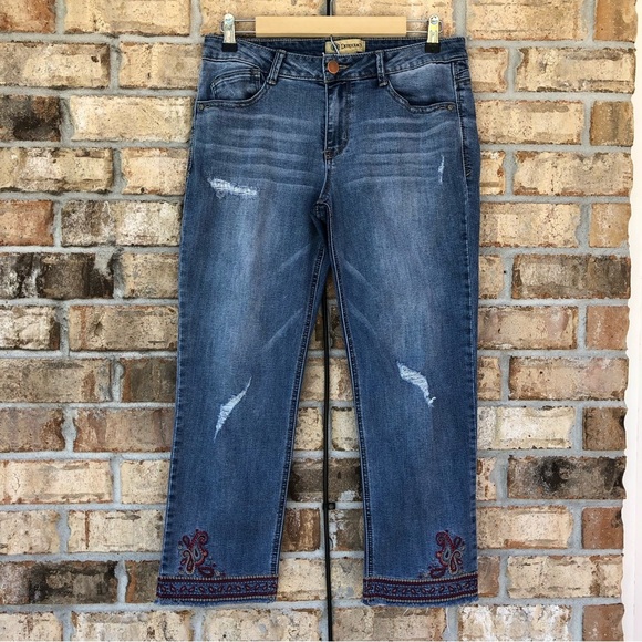 Democracy Boho Slim Straight Flood Distressed Raw Embroidered hem Jeans Size 8 - Picture 2 of 15